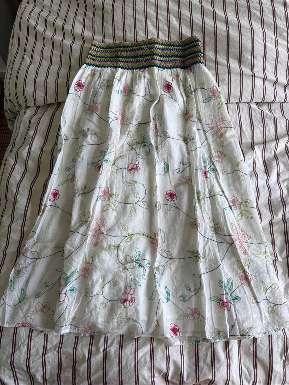 Zara BNWR White Floral Embroidered Maxi Skirt - L